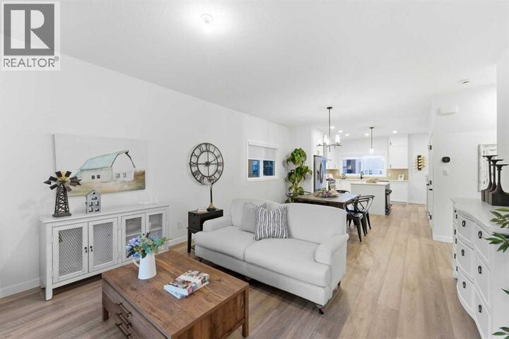 Property Photo:  994 Chinook Winds Meadow Southwest  AB T4B 5R1 