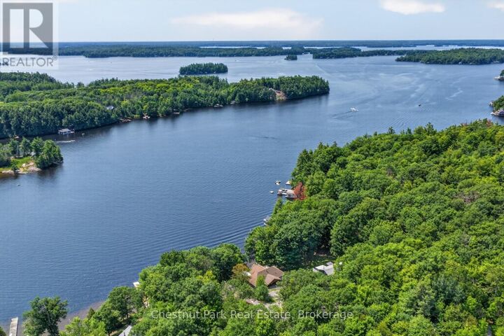 Property Photo: 1519 Muskoka 118 Road West 3 ON P1L 1W8