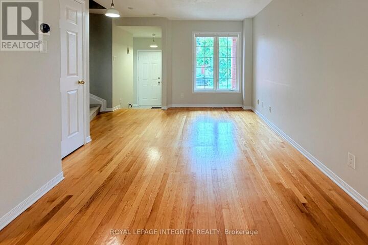 Property Photo:  56 Celebration Street  ON K2C 3Z9 