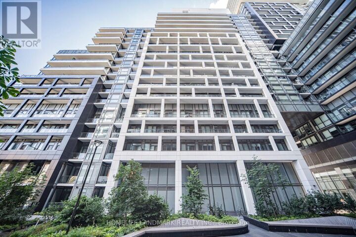 Property Photo: 121 Lower Sherbourne Street Th-112 ON M5A 0W8