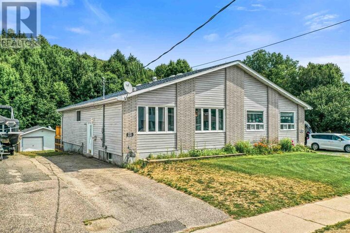 Property Photo:  22A Ottawa Ave  ON P5A 2P1 