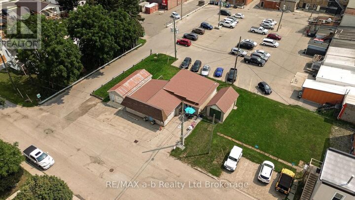 Property Photo:  4 Washington Street  ON N0J 1P0 