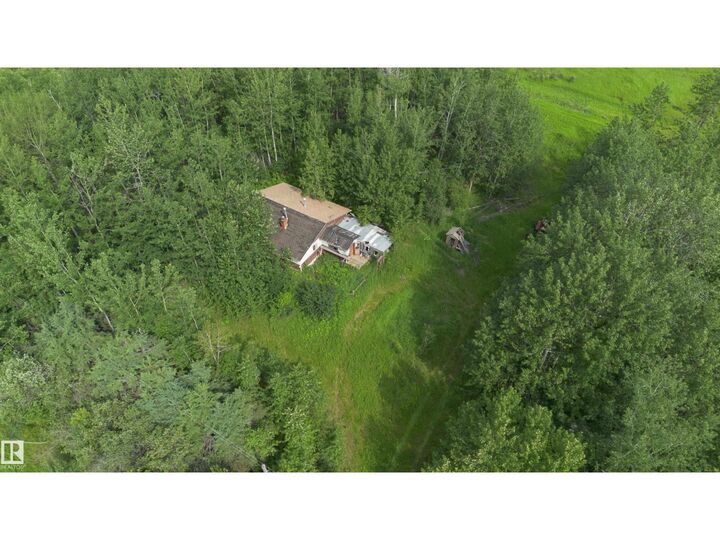 Property Photo:  23412 Twp Rd 613A  AB T0G 2E0 