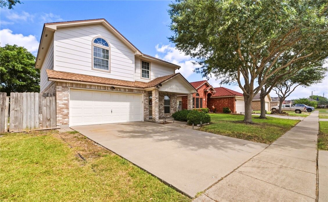Property Photo: 7921 Rock Crest Drive TX 78414