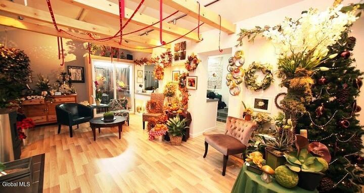 Property Photo:  401 Hudson Avenue  NY 12118 