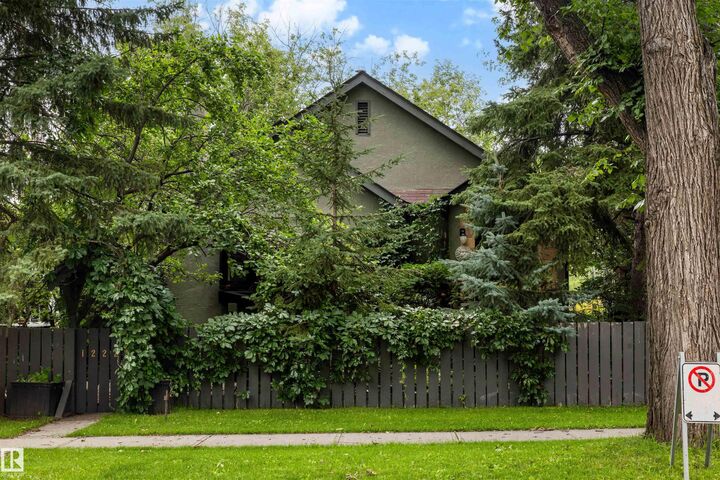 12220 109 Avenue NW — photo 1