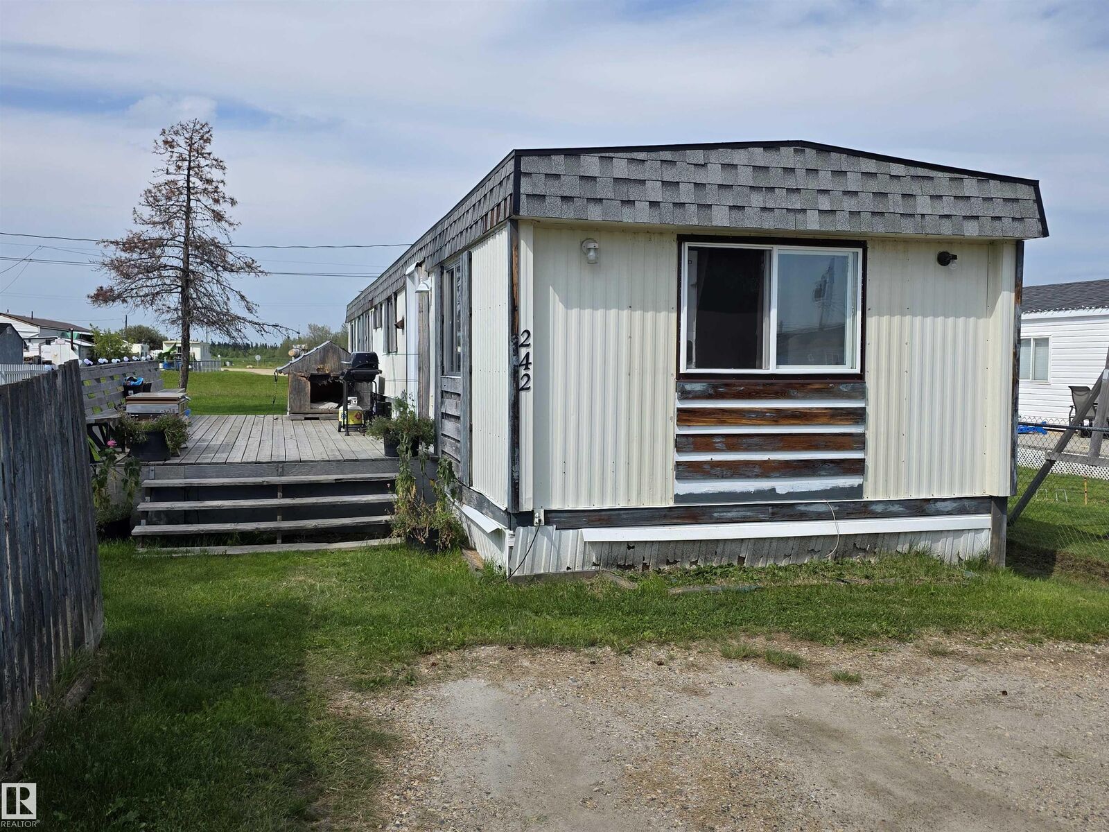 Property Photo: 49301 RR 80 242 AB T7A 1L7