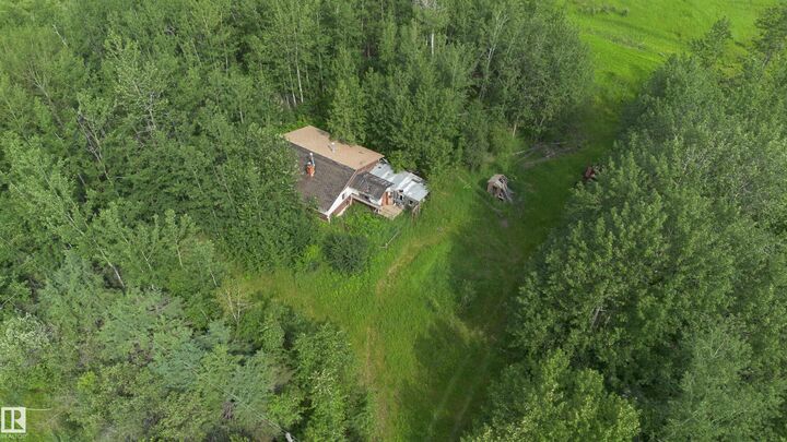 Property Photo:  23412 Twp Rd 613A  AB T0G 2E0 