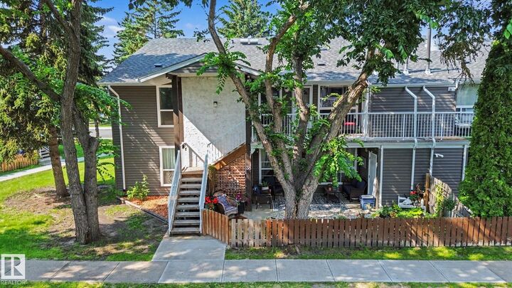 Property Photo: 3111 142 Avenue NW 39 AB T5Y 2H6