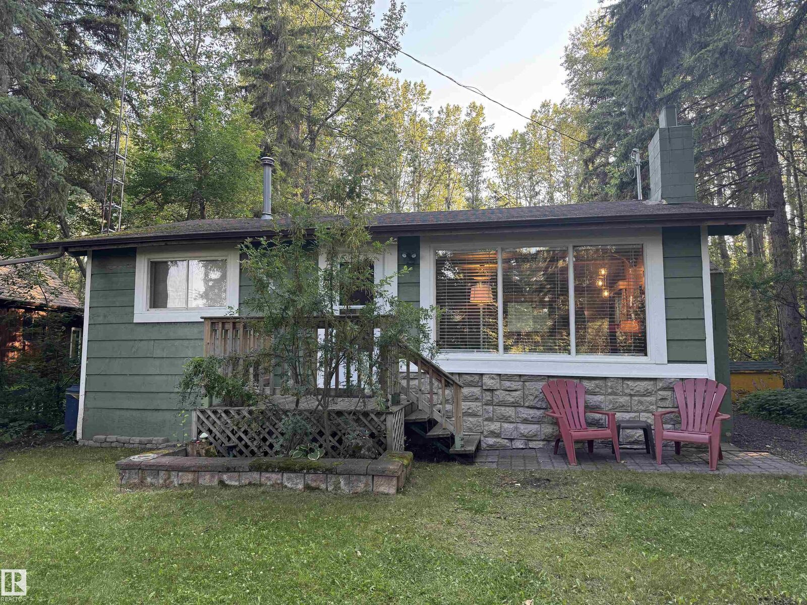 Property Photo:  137 Crystal Springs Drive  AB T0C 2V0 