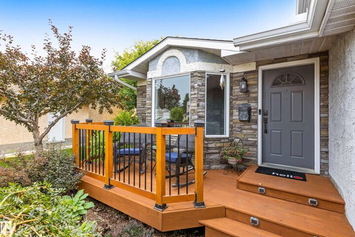 Property Photo: 3 Denault Place AB T8N 5P6