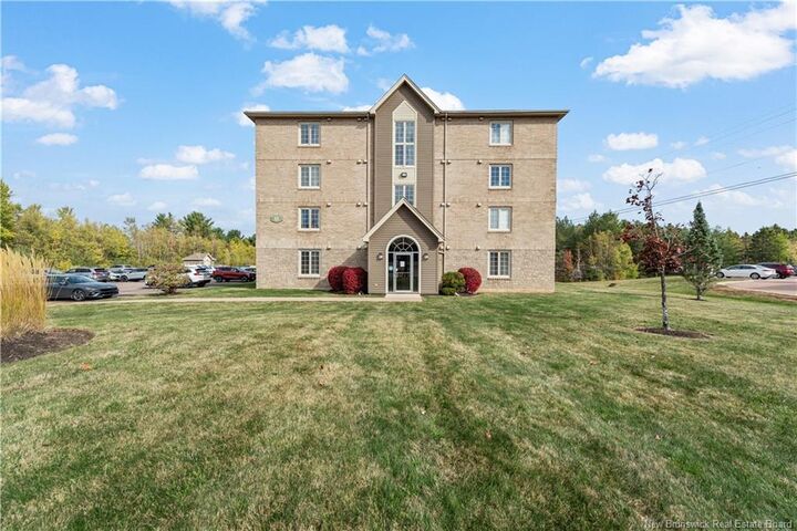 Property Photo:  65 Diamond Head Court 309  NB E1G 4Z1 