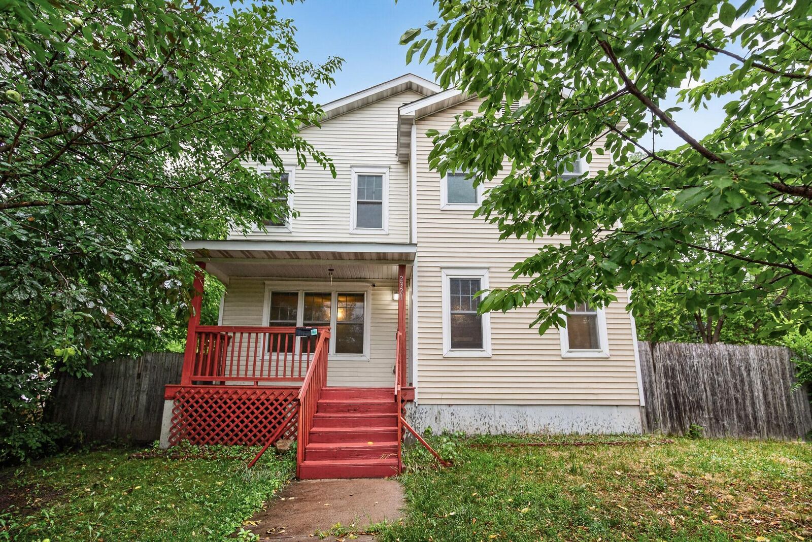 Property Photo:  2321 Lyndale Avenue N  MN 55411 