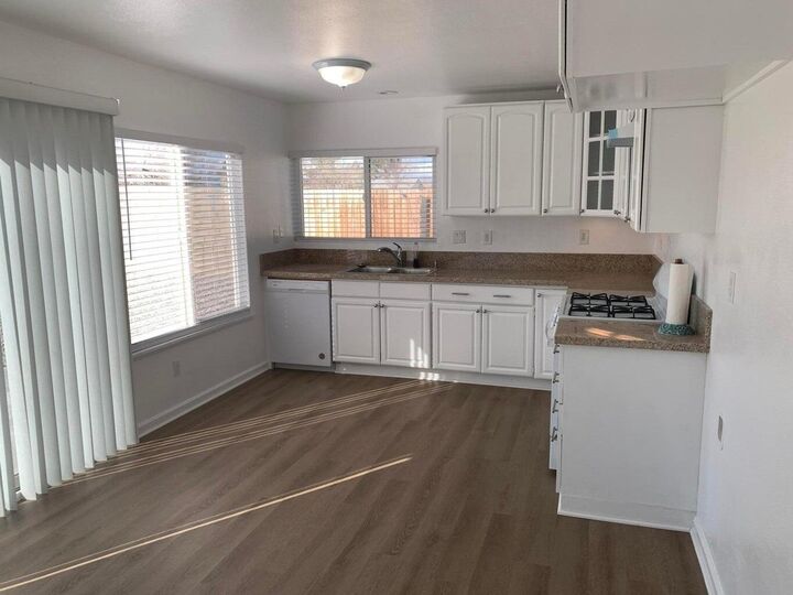 Property Photo:  42951 W Alexo Drive  CA 93536 