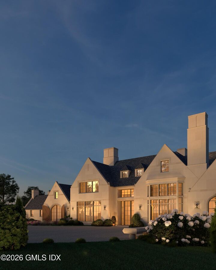 Property Photo:  4 Lantern Hill Road  CT 06880 