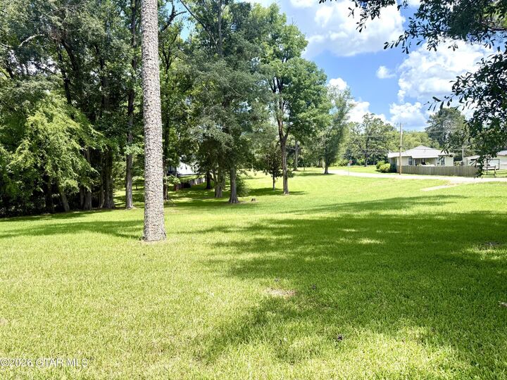 Property Photo: 102 Ward Street MS 39339