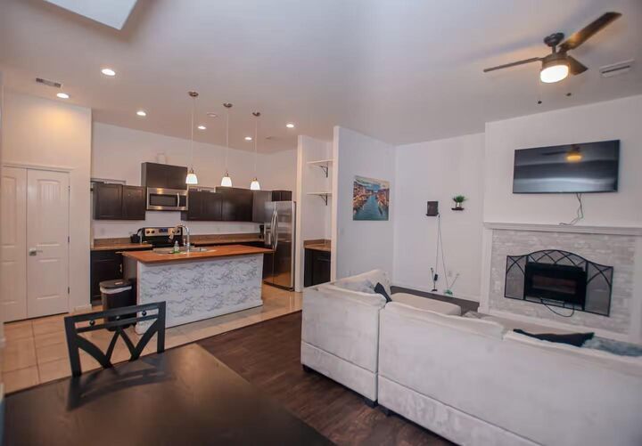 Property Photo: 3112 Clay Street TX 77003