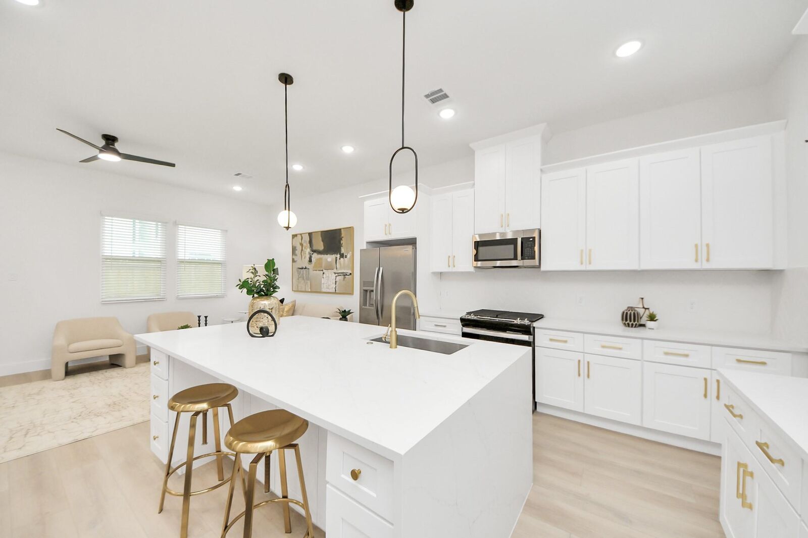 Property Photo:  9435 Arledge Street  TX 77075 