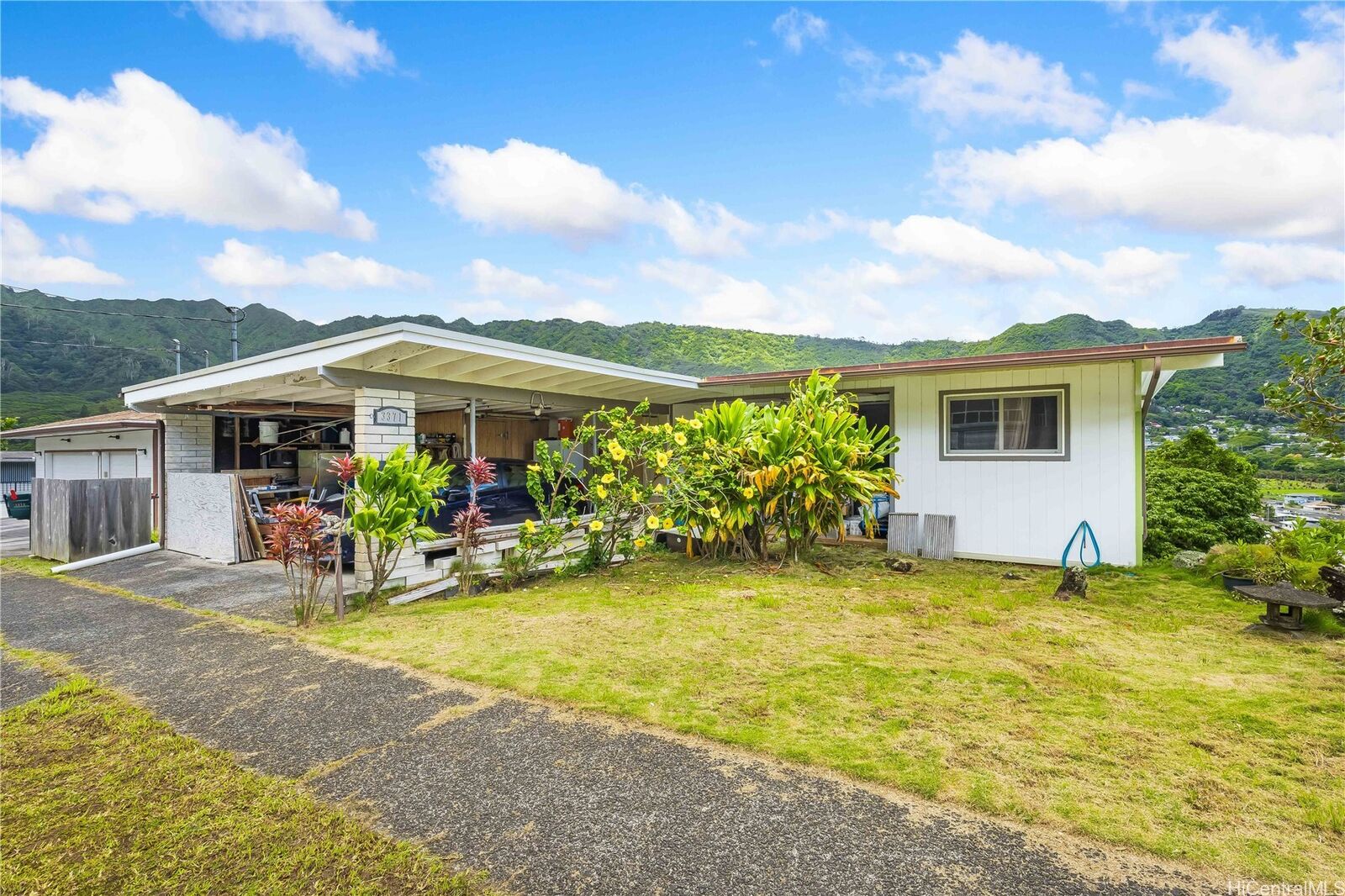 Property Photo:  3371 Oahu Avenue  HI 96822 