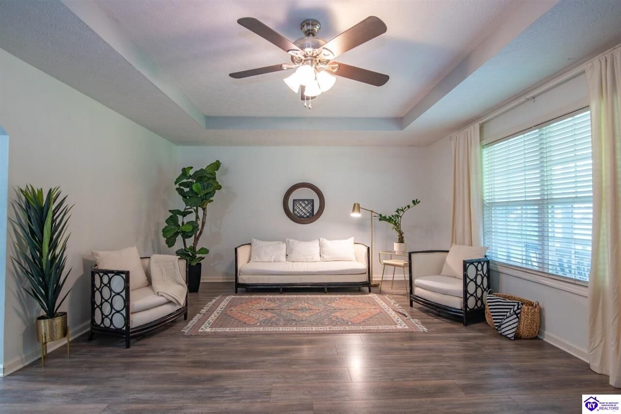 Property Photo: 255 Halsell Street KY 42104