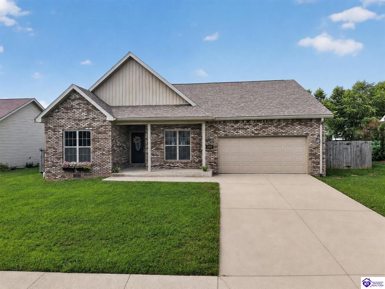 Property Photo: 204 Robert E Court KY 40175