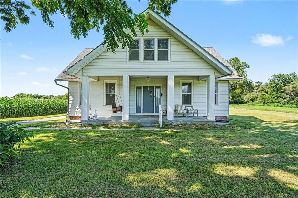 Property Photo: 317 Lincoln Street KS 66090
