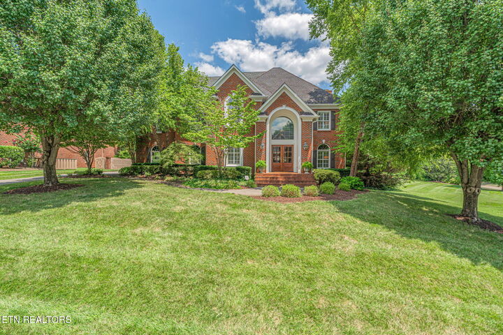 Property Photo: 1840 Regents Park Rd TN 37922