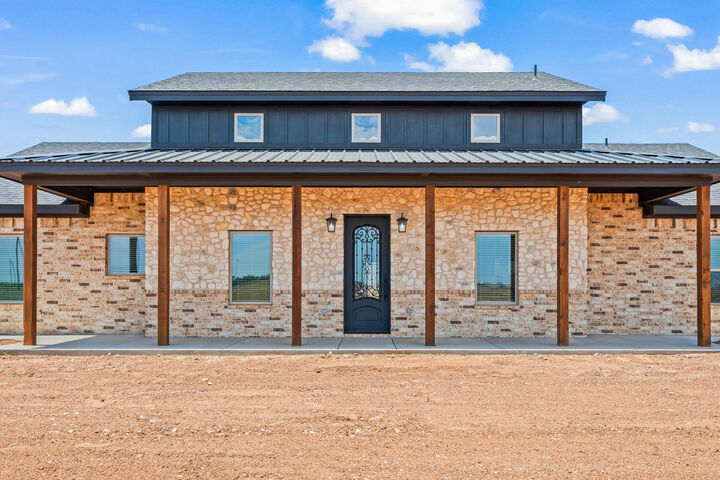 Property Photo: 7311 N F M 1729 TX 79329