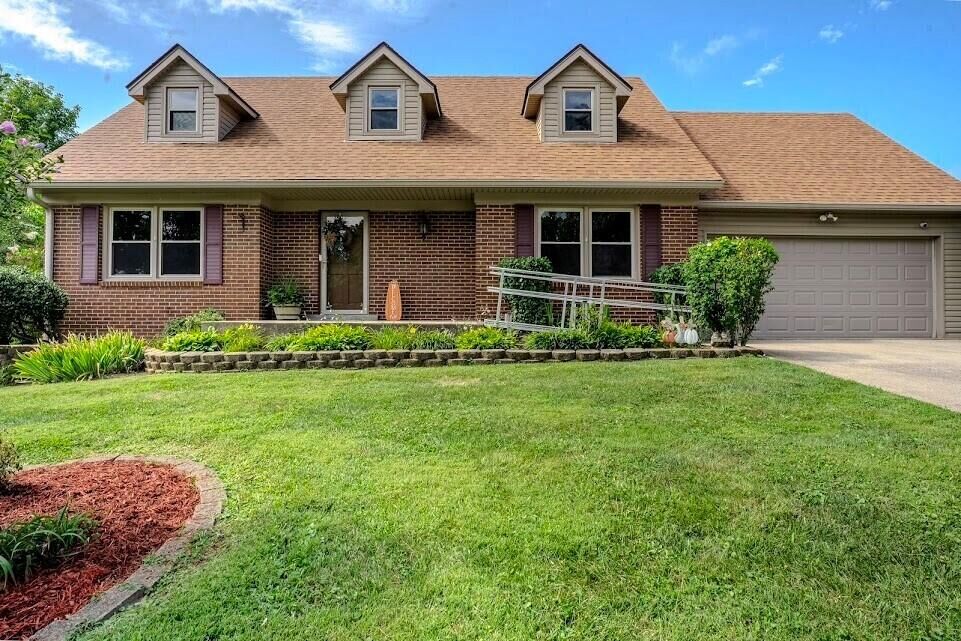 Property Photo: 120 Lindenwood Lane KY 40601