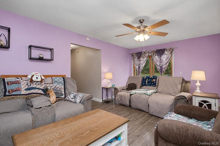 Property Photo: 7 Allan Park Mews NY 10940