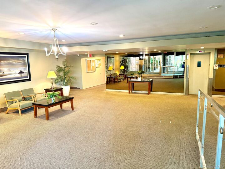 Property Photo:  30 South Cole Avenue 2E  NY 10977 