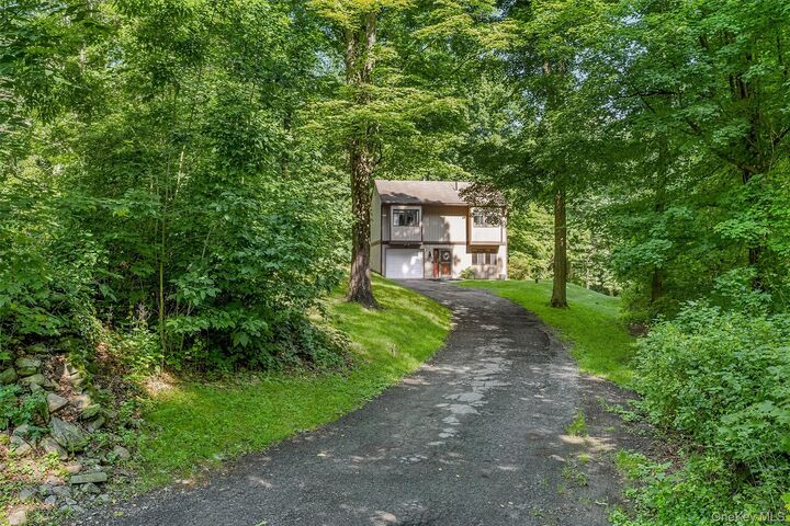 Property Photo:  66 Whitetail Run  NY 10918 
