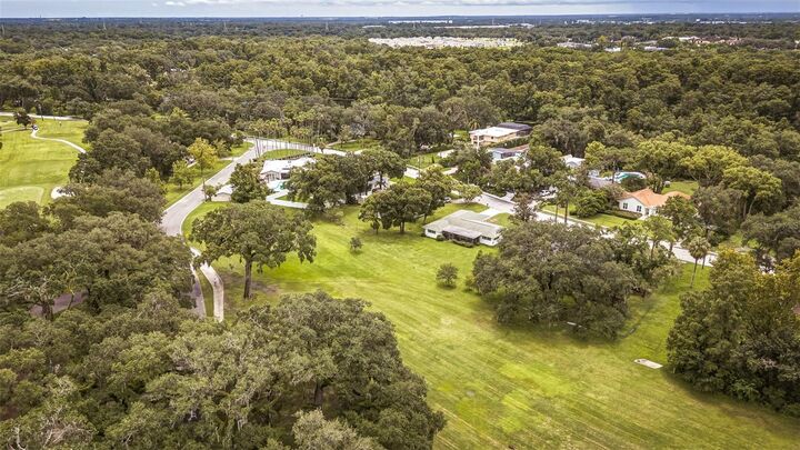 Property Photo: 936 N Riverhills Drive FL 33617