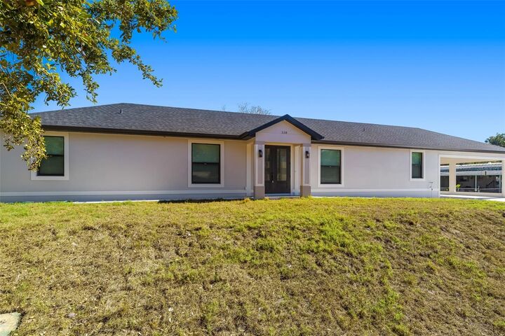 Property Photo: 118 Ruby Avenue N FL 34275