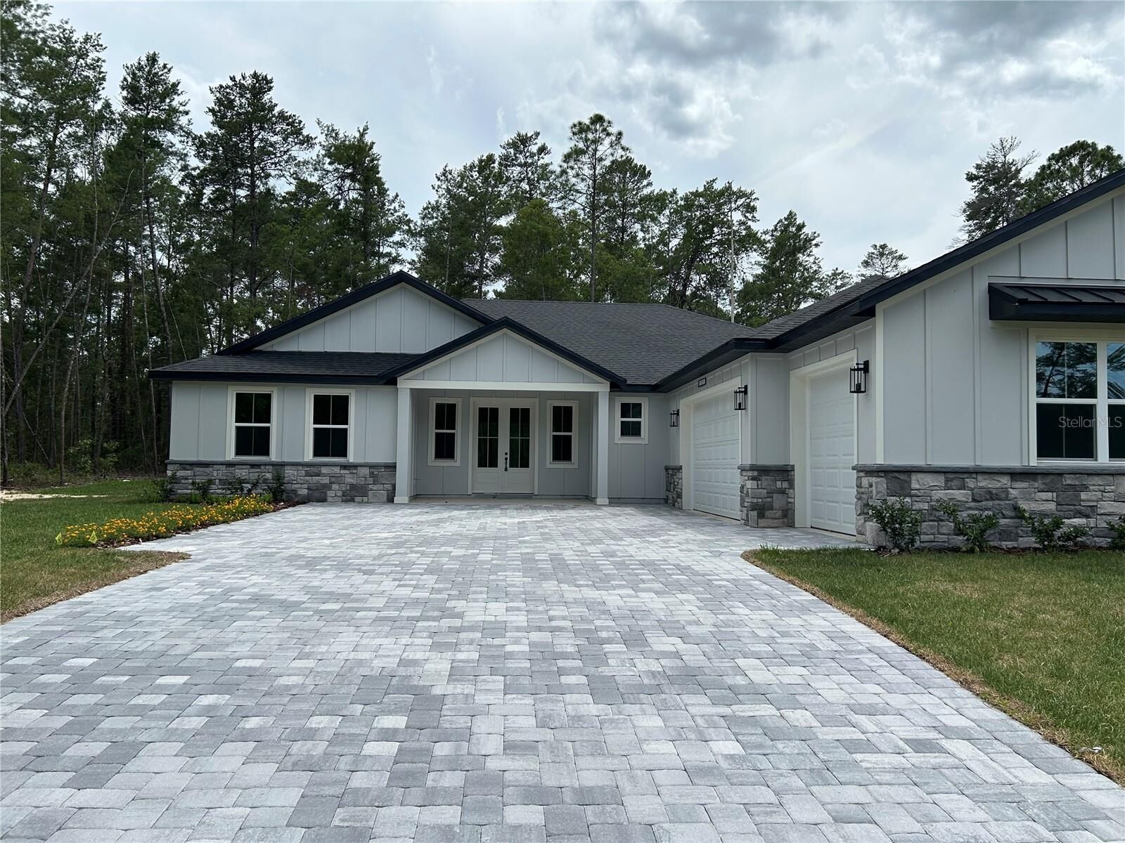 Property Photo:  7804 N Voyager Drive  FL 34433 
