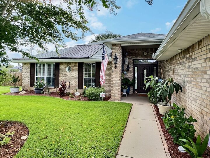 Property Photo: 28 Fielding Lane FL 32137