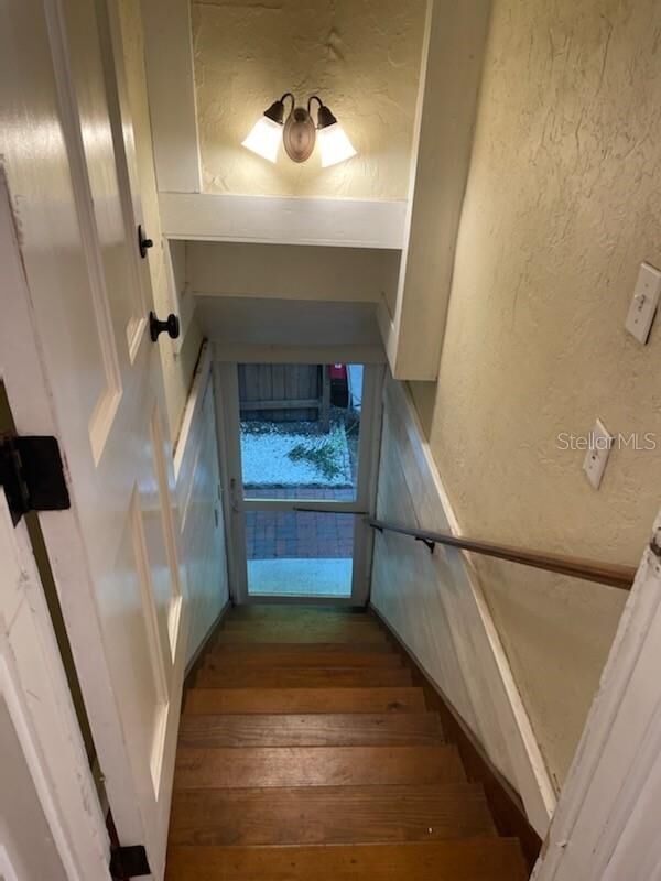 Property Photo: 807 1/2 S Fremont Avenue #Upper FL 33606