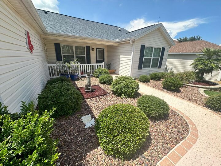 Property Photo:  1515 Baylor Place  FL 32162 