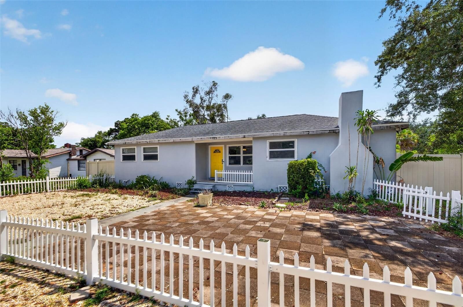 Property Photo:  166 Pinellas Way N  FL 33710 