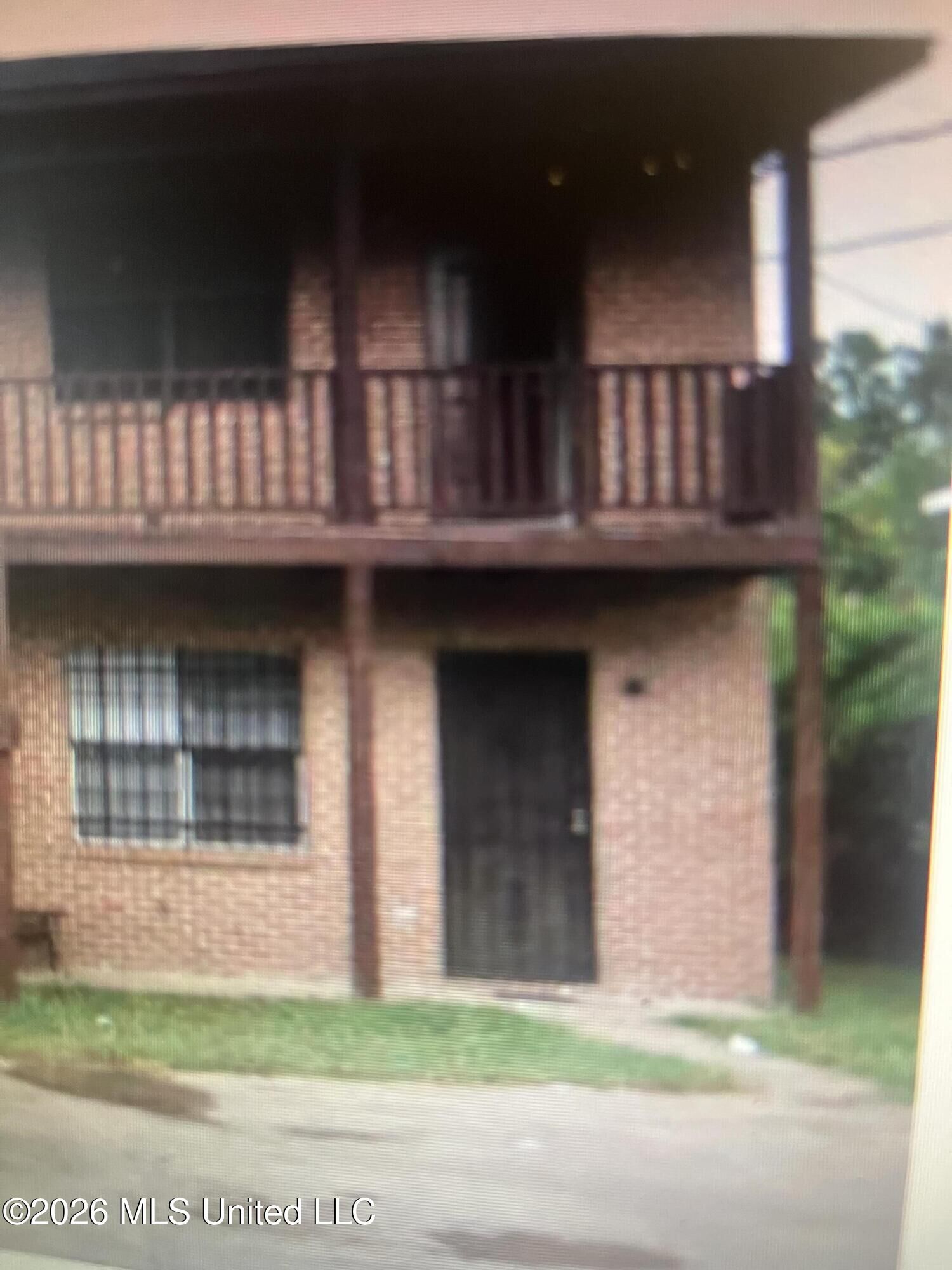 Property Photo:  945 Robinson Road  MS 39203 