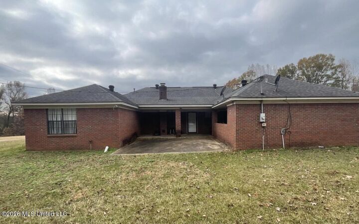 Property Photo: 1340 Alonzo Gipson Road MS 38666