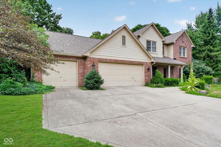 Property Photo:  10059 Kingston Court  IN 46037 