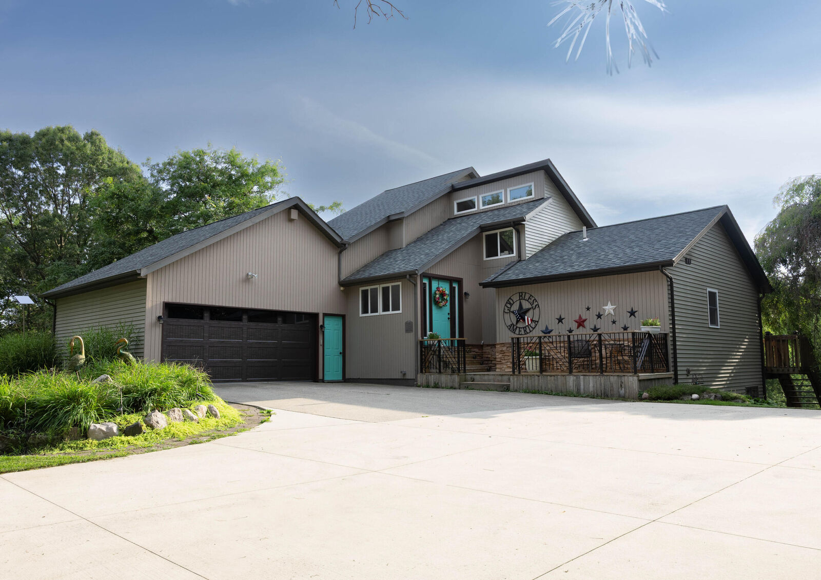 Property Photo: 10335 Lincoln Lake Road NE MI 48838