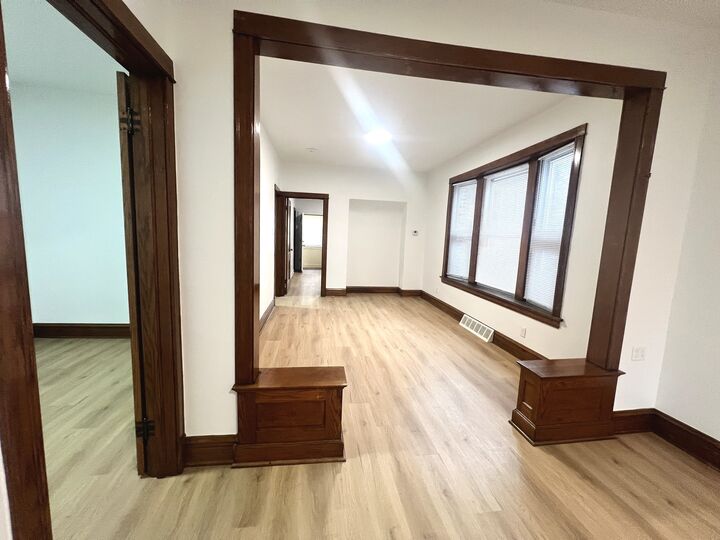 Property Photo: 4317 S Maplewood Avenue IL 60632