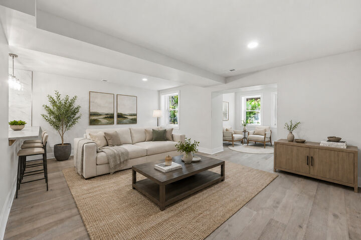Property Photo: 6335 N Magnolia Avenue G IL 60660