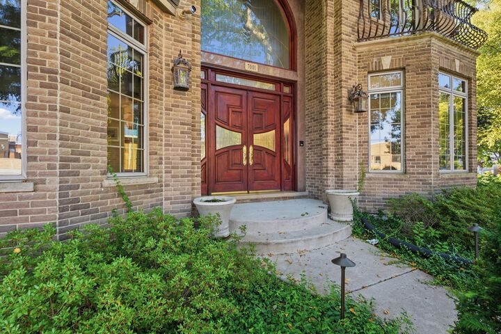 Property Photo:  7001 Laramie Avenue  IL 60077 