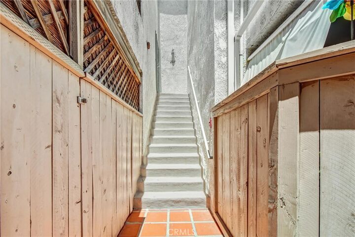 Property Photo:  8221 Langdon Avenue 207  CA 91406 