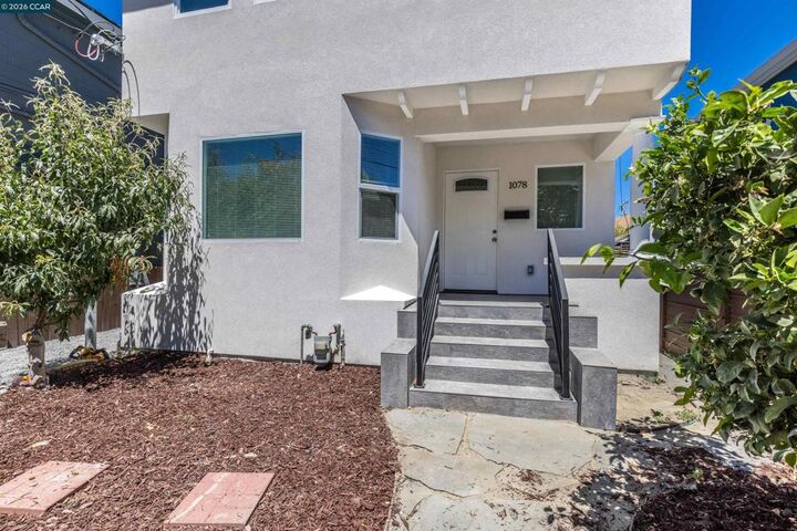 Property Photo:  1078 55th St  CA 94608 