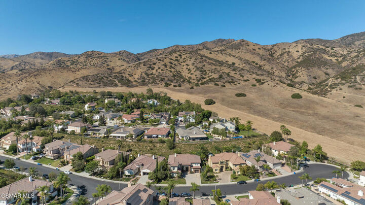 Property Photo:  5917 Evening Sky Drive  CA 93063 