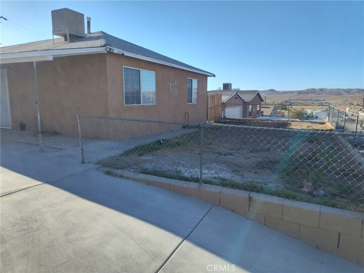 Property Photo:  322 Maxine Avenue 1  CA 92311 